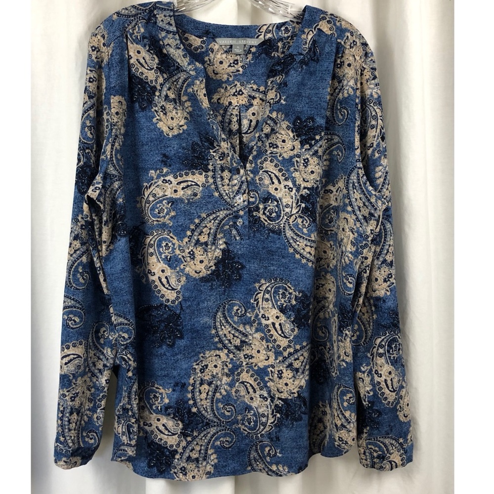 🔥3/$20🔥 Valerie Stevens size XL V-Neck Pullover